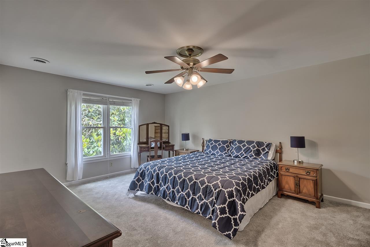 112 Pigeon Point Greenville, SC 29607 - Photo 28 of 36 Gallery Image 28