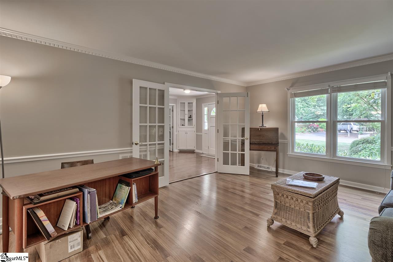 112 Pigeon Point Greenville, SC 29607 - Photo 6 of 36 Gallery Image 6