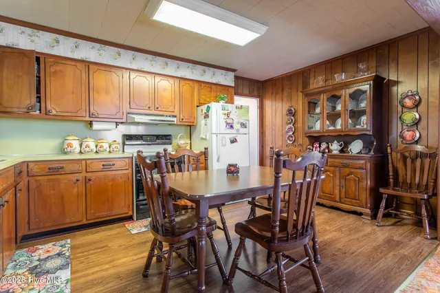 $225,000 | 202 Phillips Street, Hertford, NC 27944