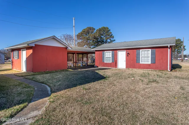 $225,000 | 202 Phillips Street, Hertford, NC 27944
