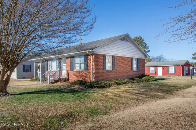 $225,000 | 202 Phillips Street, Hertford, NC 27944