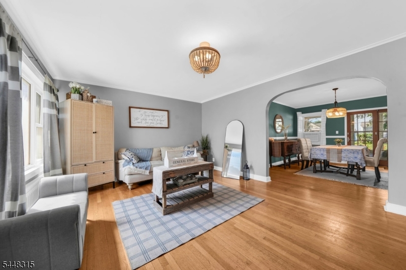 366 Minute Arms Road Union, NJ 07083 - Photo 3 of 23 Gallery Image 3