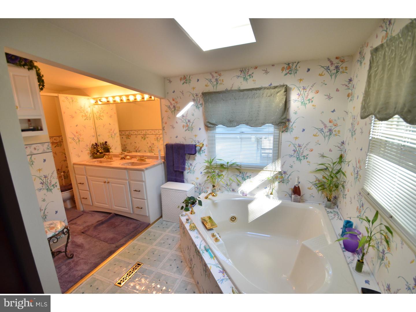 1404 Bucknell Road Wilmington, DE 19803 - Photo 15 of 23 Bathroom
