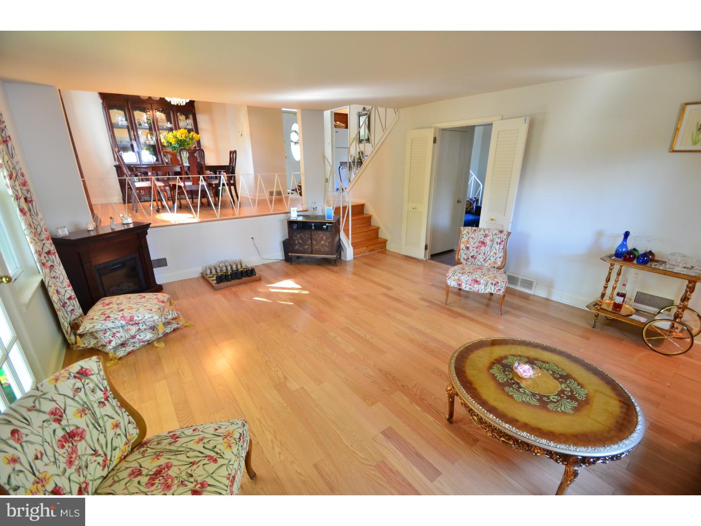1404 Bucknell Road Wilmington, DE 19803 - Photo 8 of 23 Living Room