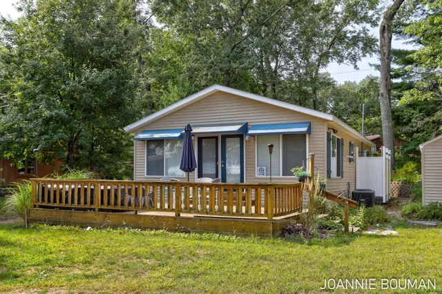 $249,900 | 8286 West Pine Grove Beach Drive, Baldwin, MI 49304