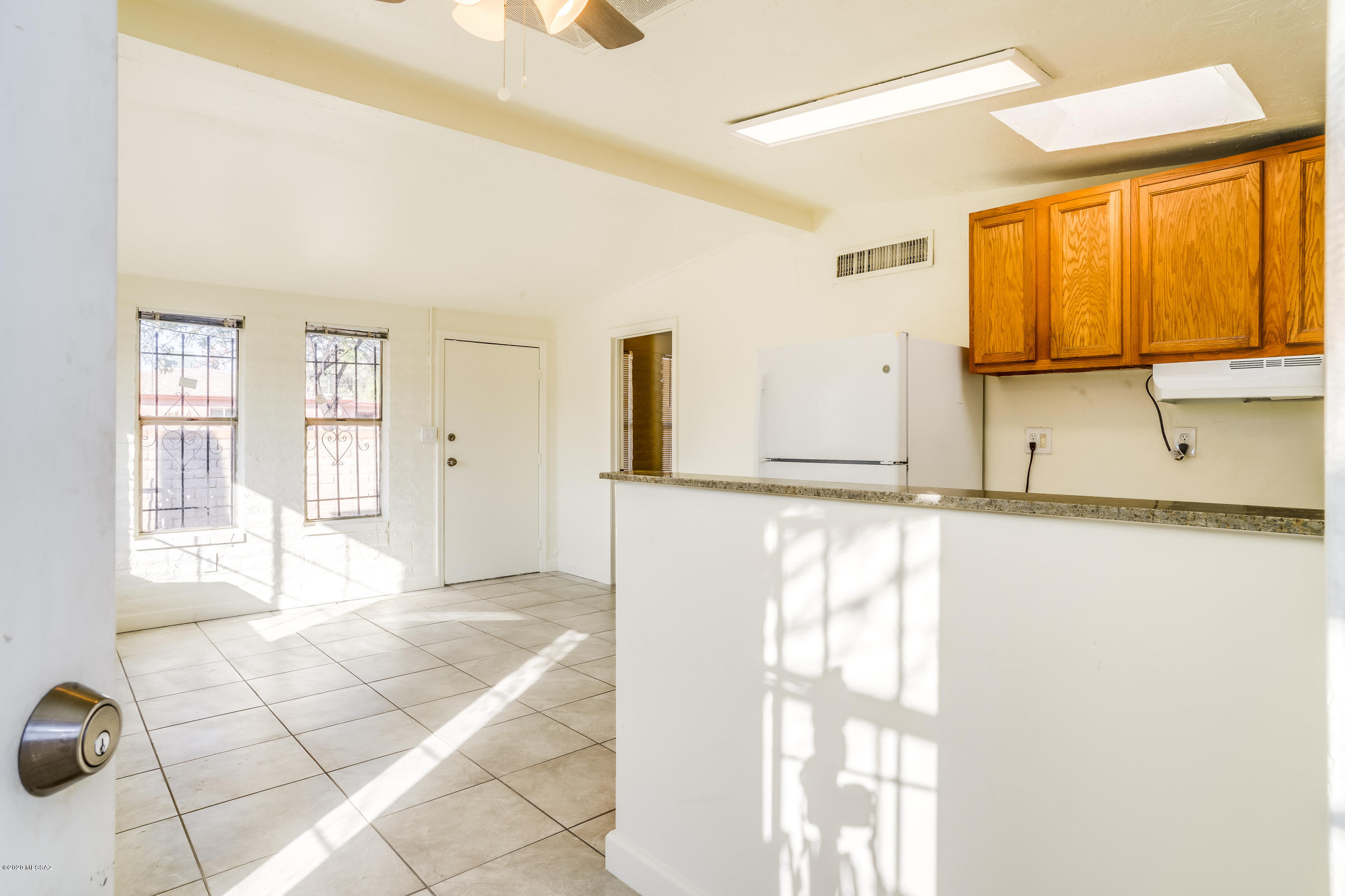 1322 West St Marys Road Tucson, AZ 85745 - Photo 12 of 26 Gallery Image 12
