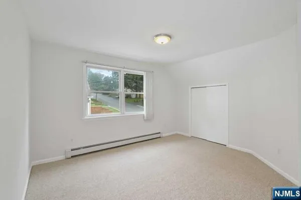 $2,600 | 39 Springfield Avenue, Unit 2, Hasbrouck Heights, NJ 07604