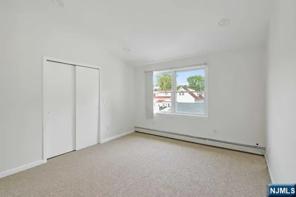 $2,600 | 39 Springfield Avenue, Unit 2, Hasbrouck Heights, NJ 07604