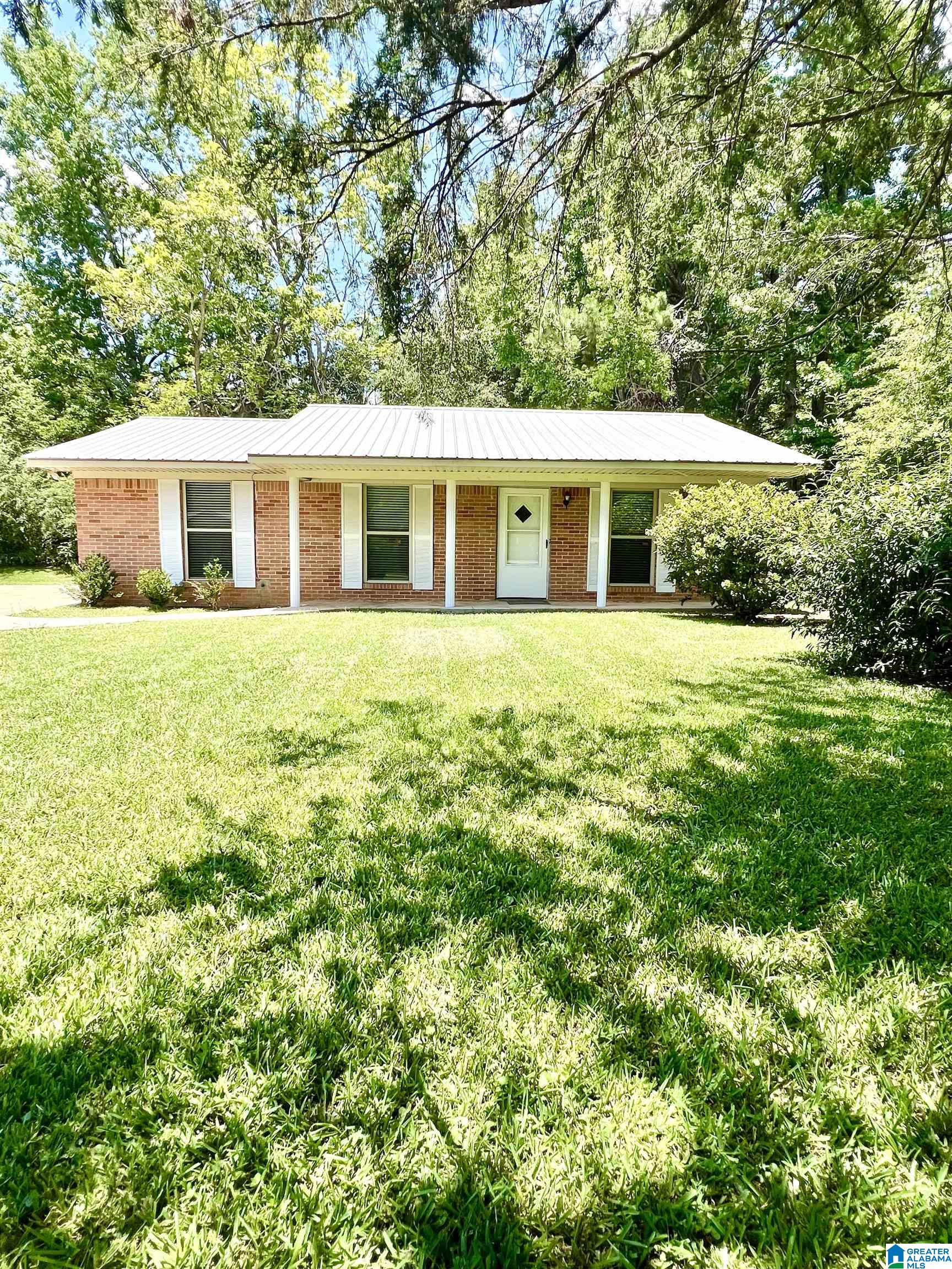 494 Sycamore Street Jemison, AL 35085 - Photo 1 of 16