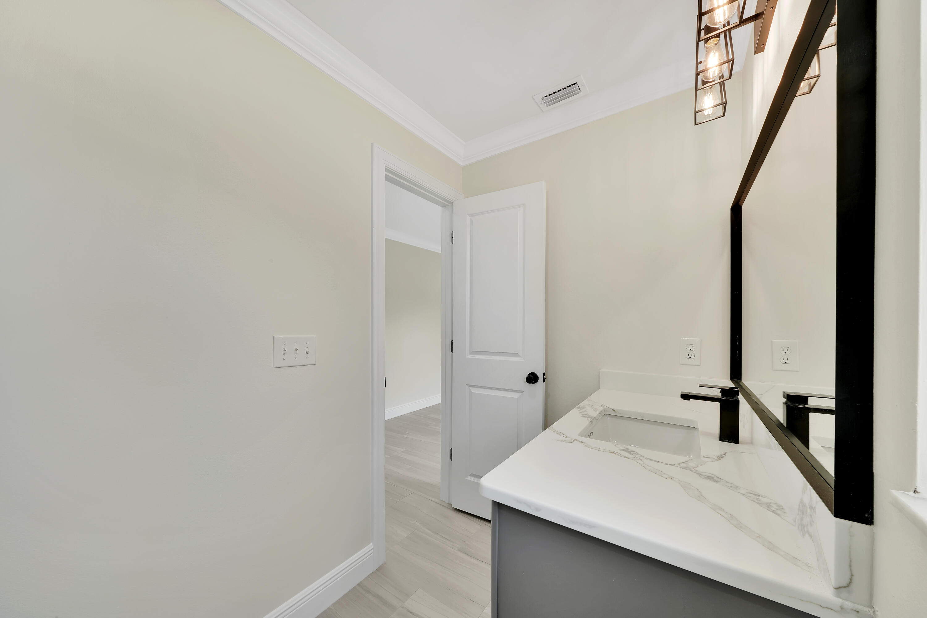 2467 Southeast Wishbone Road Port St. Lucie, FL 34952 - Photo 26 of 58 12 Owner's Suite (8)