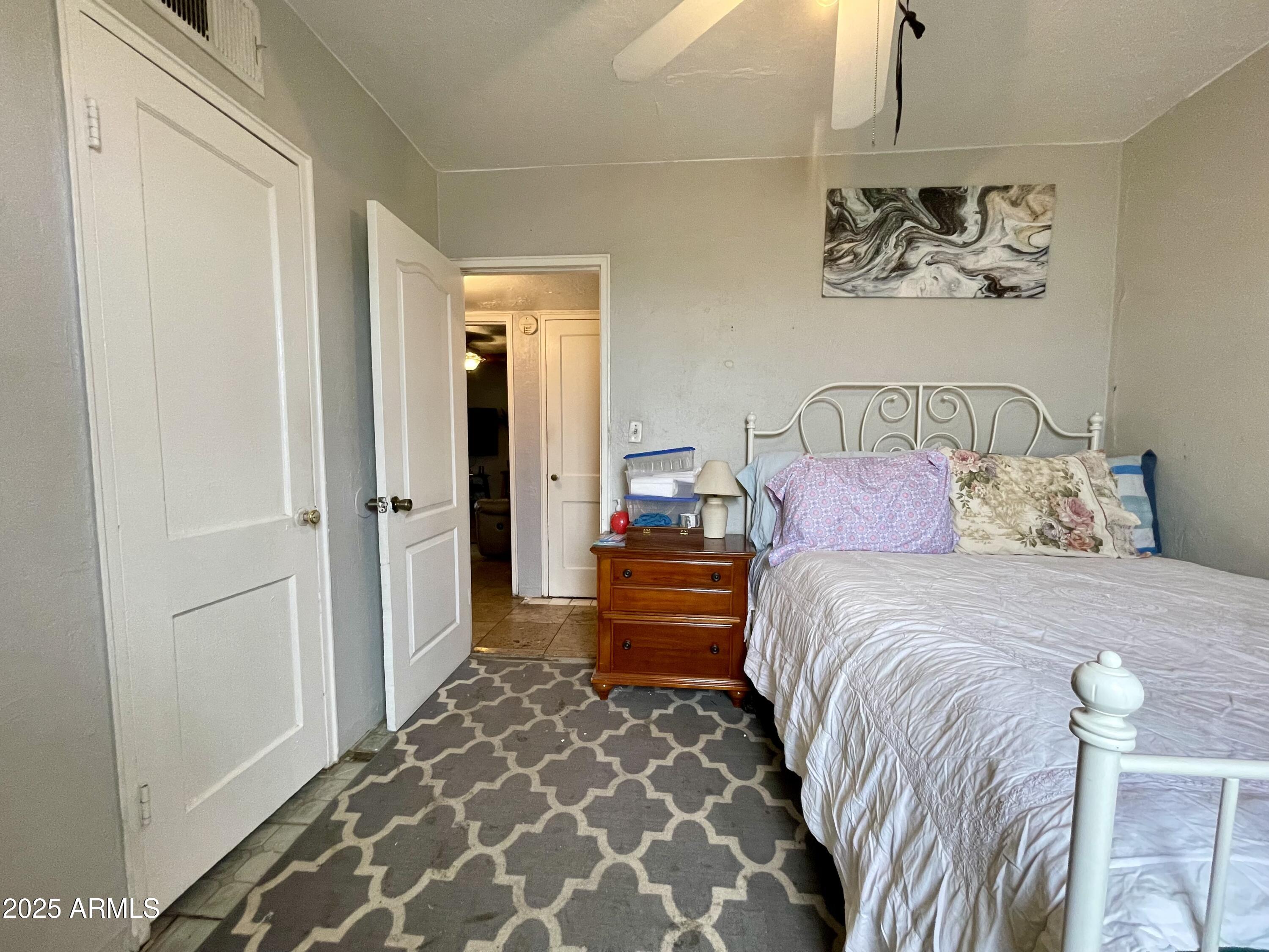 2804 West Coronado Road Phoenix, AZ 85009 - Photo 15 of 19 room
