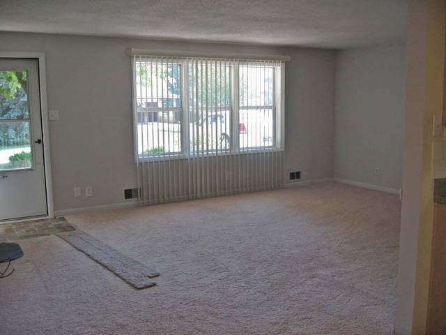 2109 South Arlington Road Muncie, IN 47302 - Photo 2 of 9 Gallery Image 2