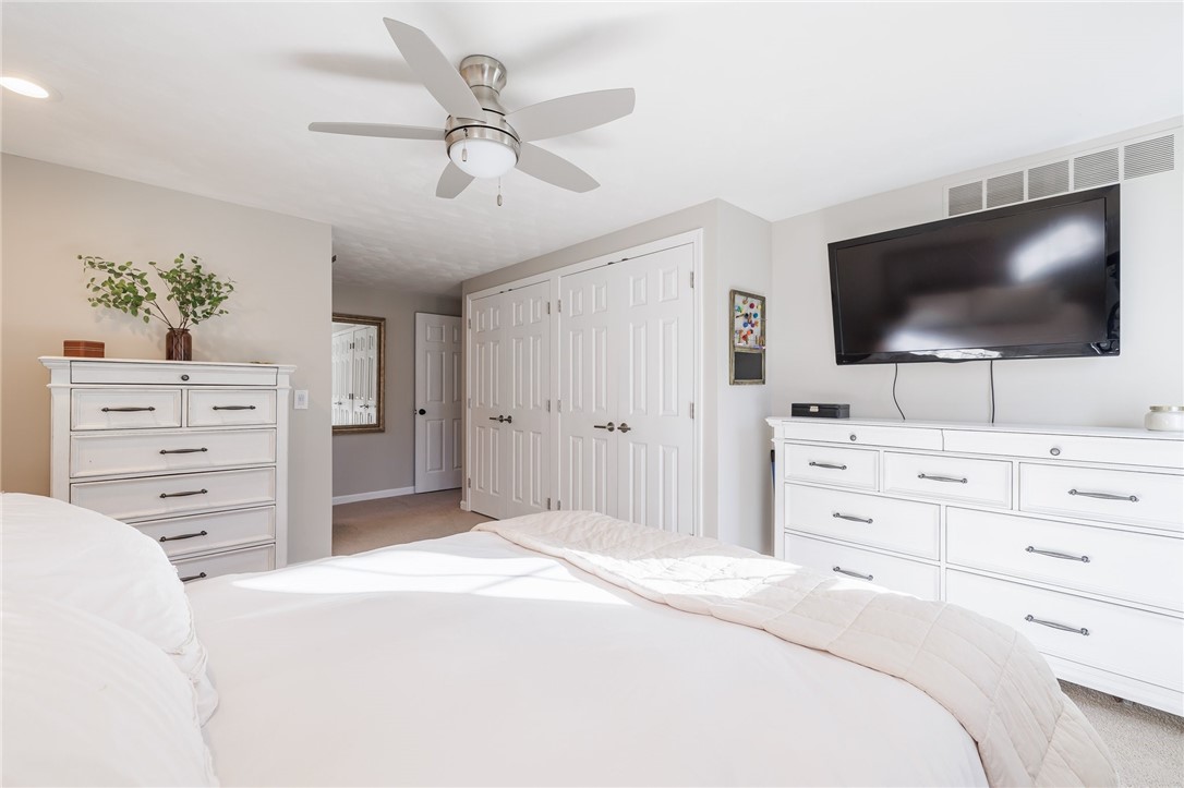 693 Audley End Webster, NY 14580 - Photo 17 of 41 PRIMARY ENSUITE