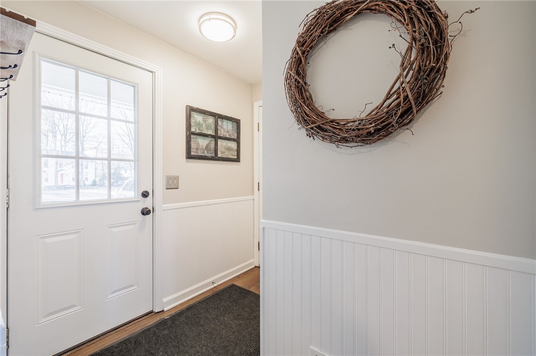 693 Audley End Webster, NY 14580 - Photo 35 of 41 MUDROOM AREA