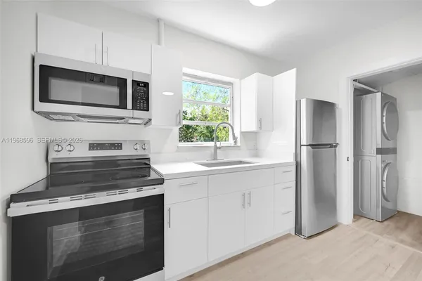 $2,800 | 503 Northwest 47th Terrace, Miami, FL 33127