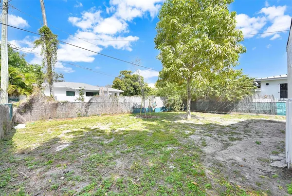 $2,800 | 503 Northwest 47th Terrace, Miami, FL 33127