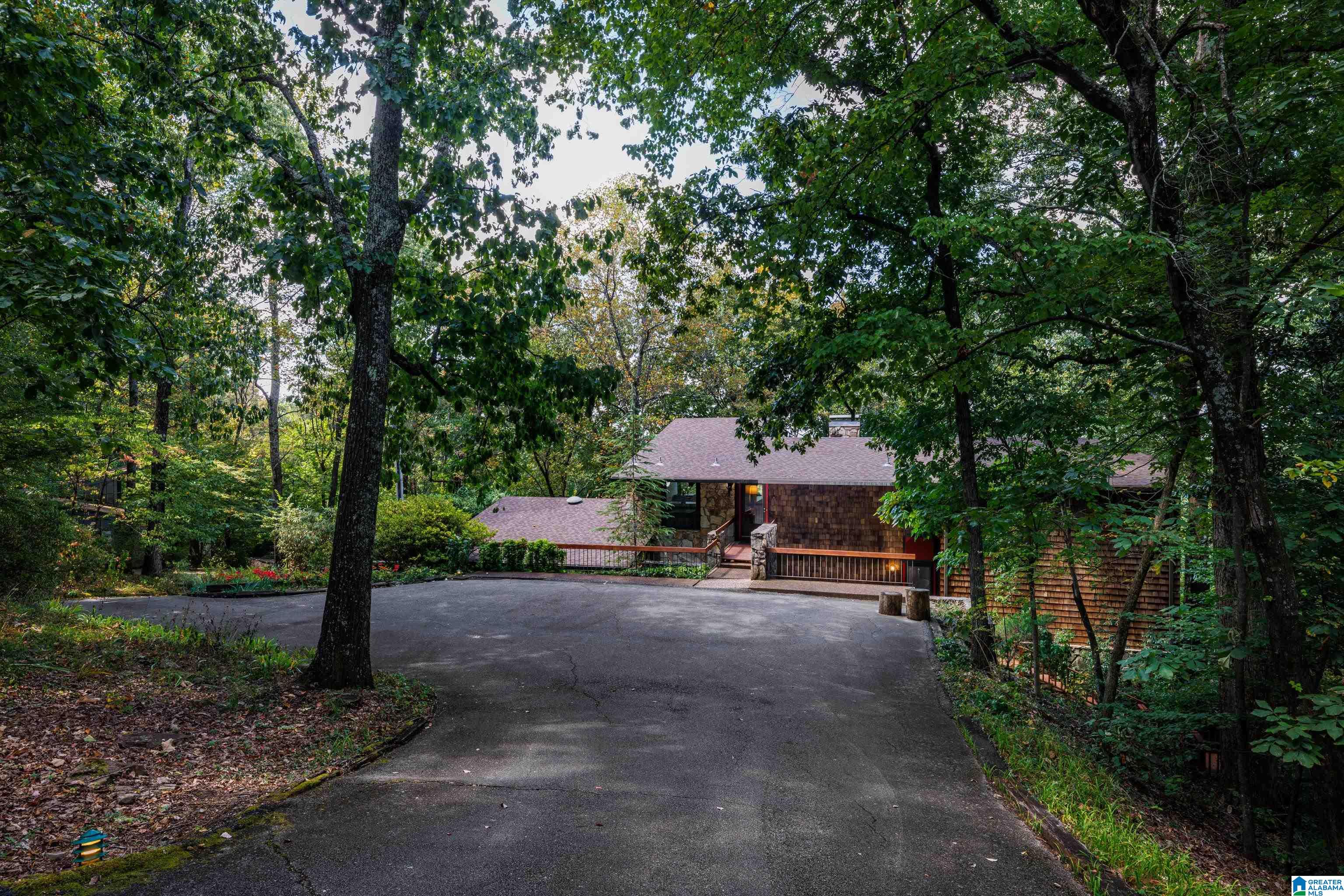 1784 Shades Crest Road Birmingham, AL 35216 - Photo 7 of 100 Gallery Image 7