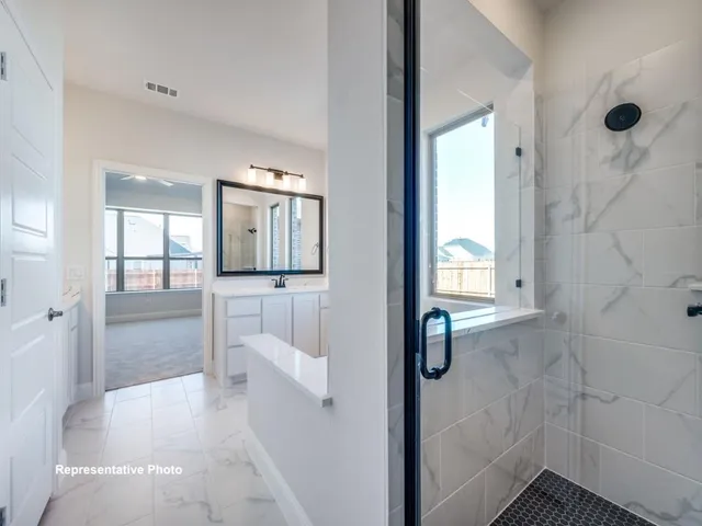 $444,990 | 325 Skeen Peak, Springtown, TX 76082