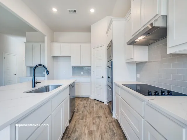 $444,990 | 325 Skeen Peak, Springtown, TX 76082