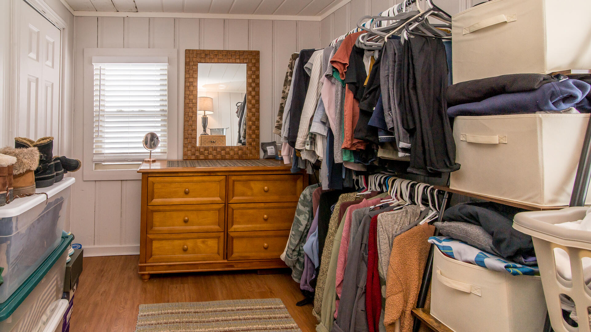 11291 East Shore Drive, Unit FRONT HOUSE Whitmore Lake, MI 48189 - Photo 12 of 16 014_34