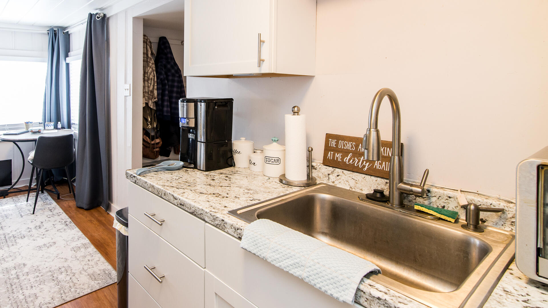 11291 East Shore Drive, Unit FRONT HOUSE Whitmore Lake, MI 48189 - Photo 9 of 16 011_25