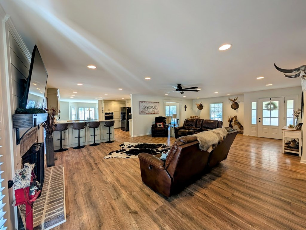 Gallery Image 6