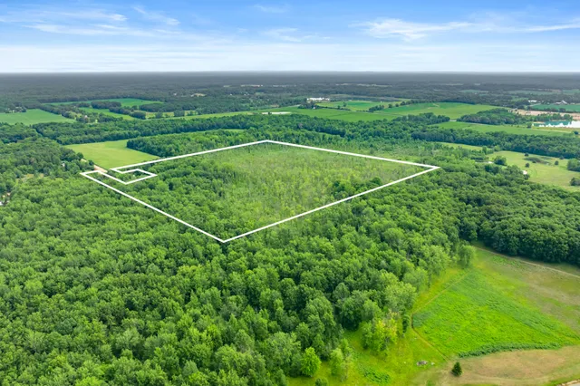 $269,500 | 45-acres 108th Avenue, Pullman, MI 49450