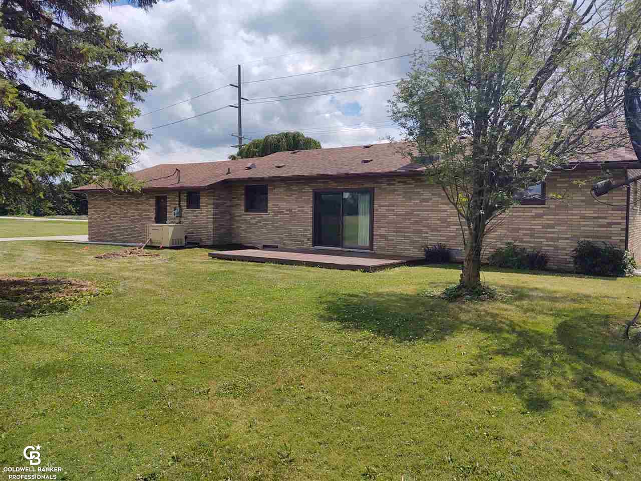 9894 Yale Road Avoca, MI 48006 - Photo 18 of 27
