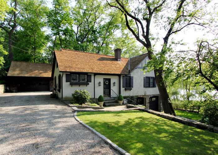 26 Buxton Lane Riverside, CT 06878 - Photo 1 of 13 Primary Photo