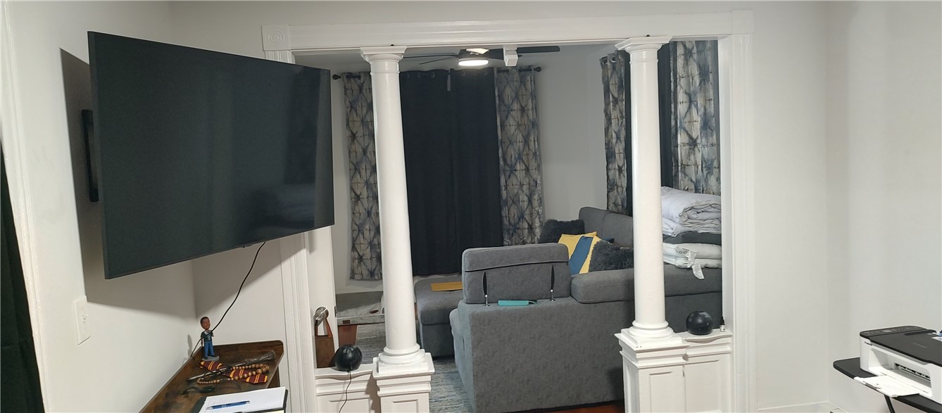 358 Northup Street Cranston, RI 02905 - Photo 13 of 49