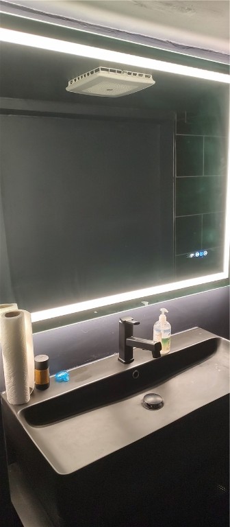 358 Northup Street Cranston, RI 02905 - Photo 23 of 49