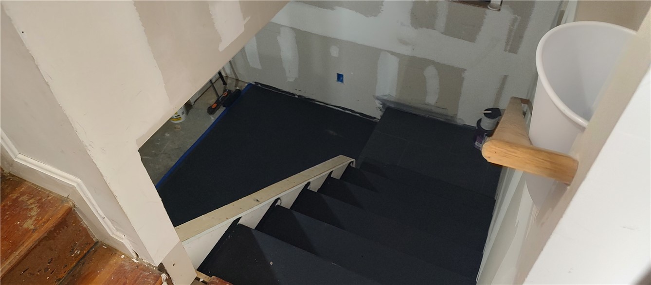 358 Northup Street Cranston, RI 02905 - Photo 27 of 49