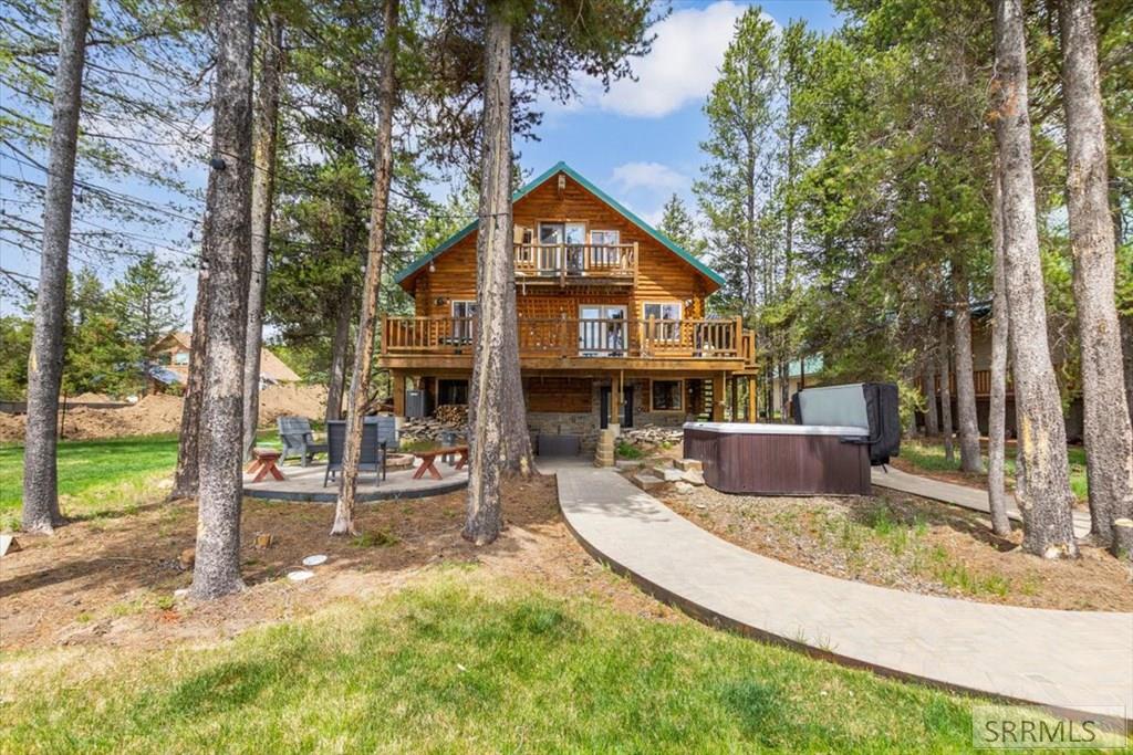 3724 Snake River Road Island Park, ID 83429 - Photo 5 of 71