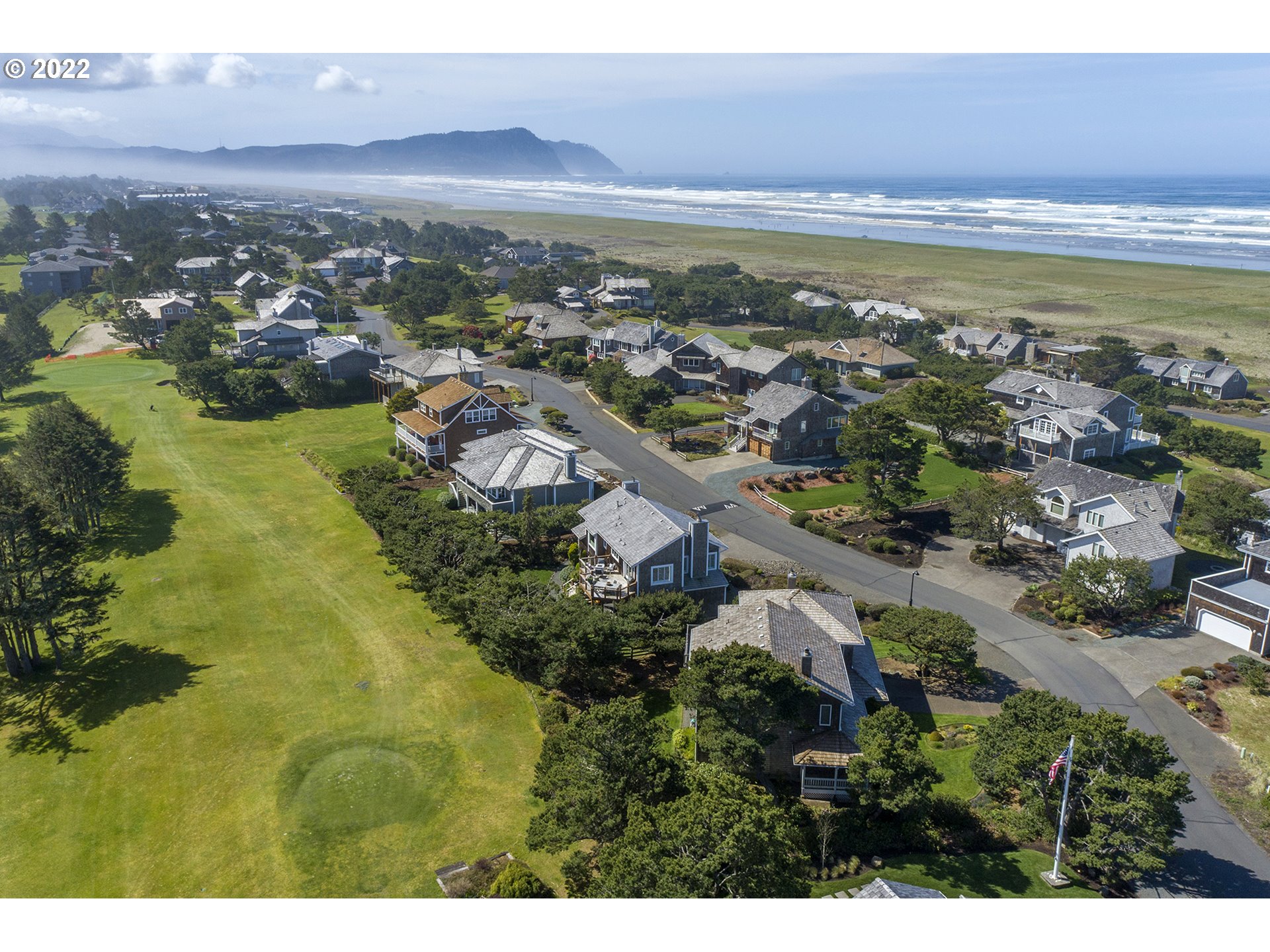 4805 High Ridge Road Gearhart, OR 97138 - Photo 3 of 29 a view of city and ocean