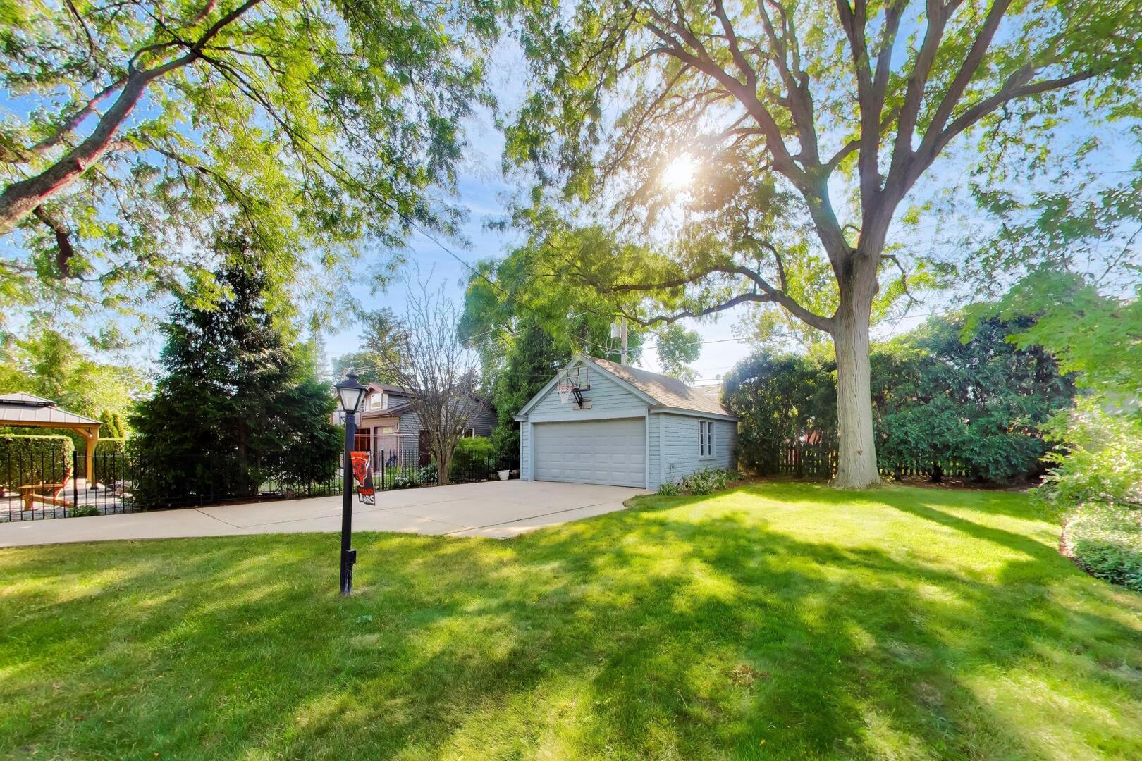 218 Elmore Street Park Ridge, IL 60068 - Photo 28 of 32 Gallery Image 28