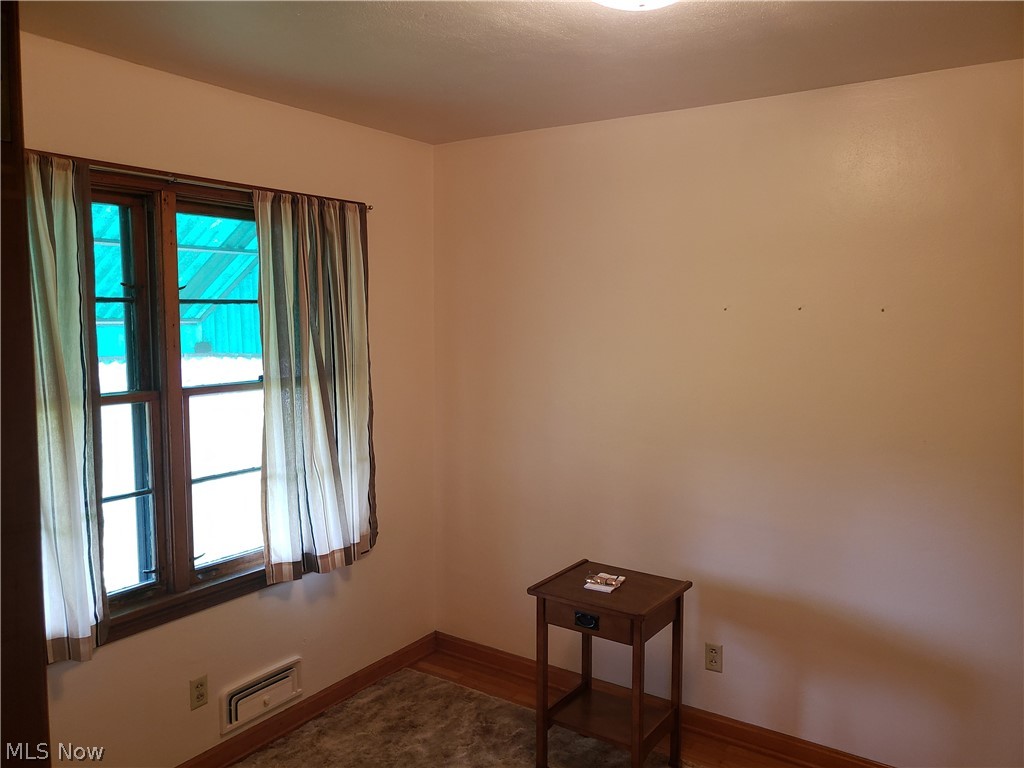 743 North Ridge Road Lorain, OH 44055 - Photo 9 of 22