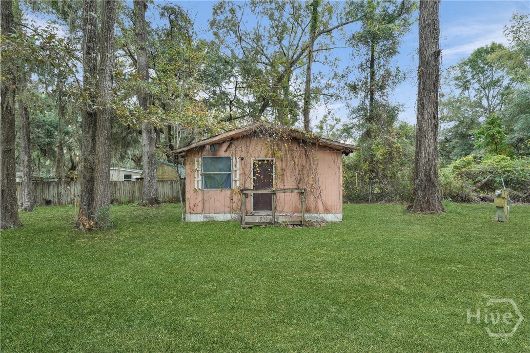 161 C C Jones Street Midway, GA 31320 - Photo 8 of 44