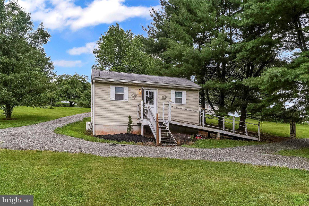 1962 Tollgate Road Palm, PA 18070 - Photo 34 of 74 Carriage House