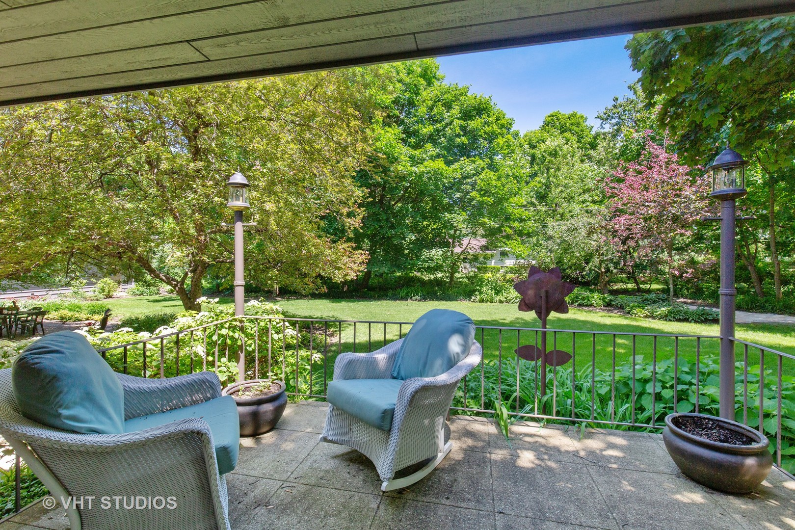 465 Riverside Drive Crystal Lake, IL 60014 - Photo 10 of 30 a view of a patio with lawn chairs plants and yard