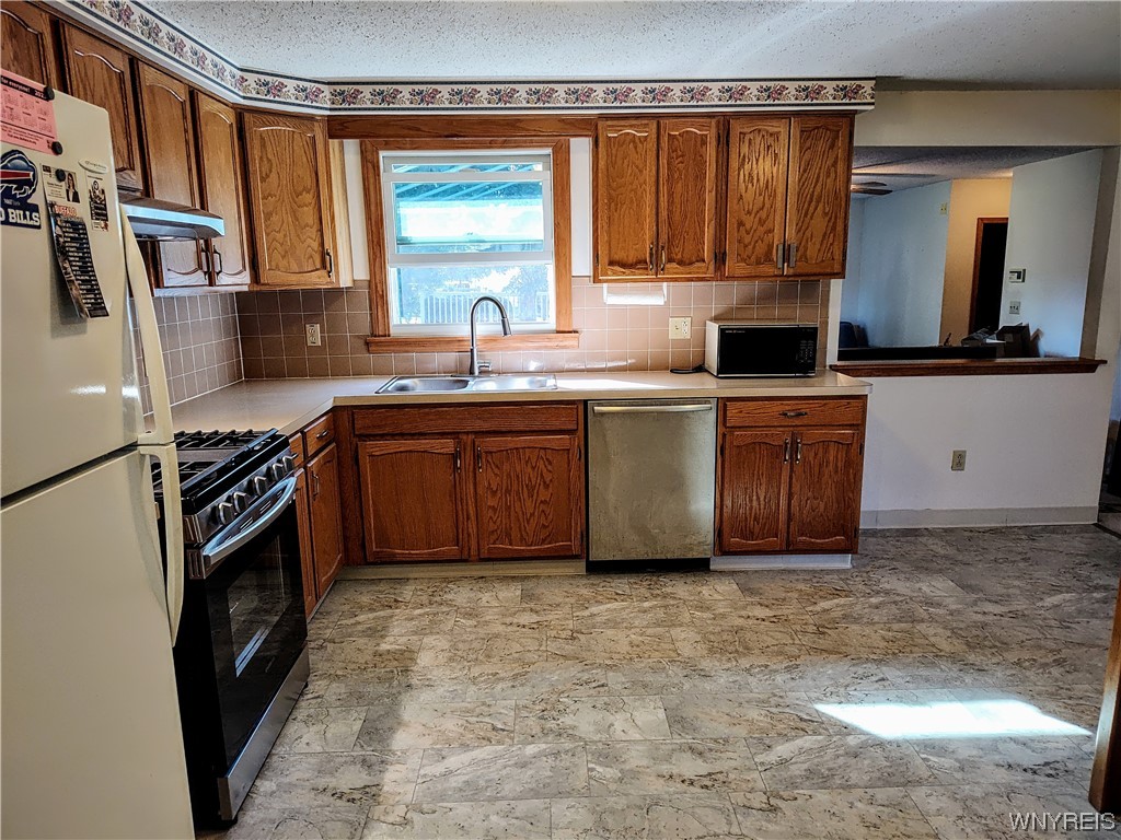 109 Losson Road Cheektowaga, NY 14227 - Photo 12 of 42