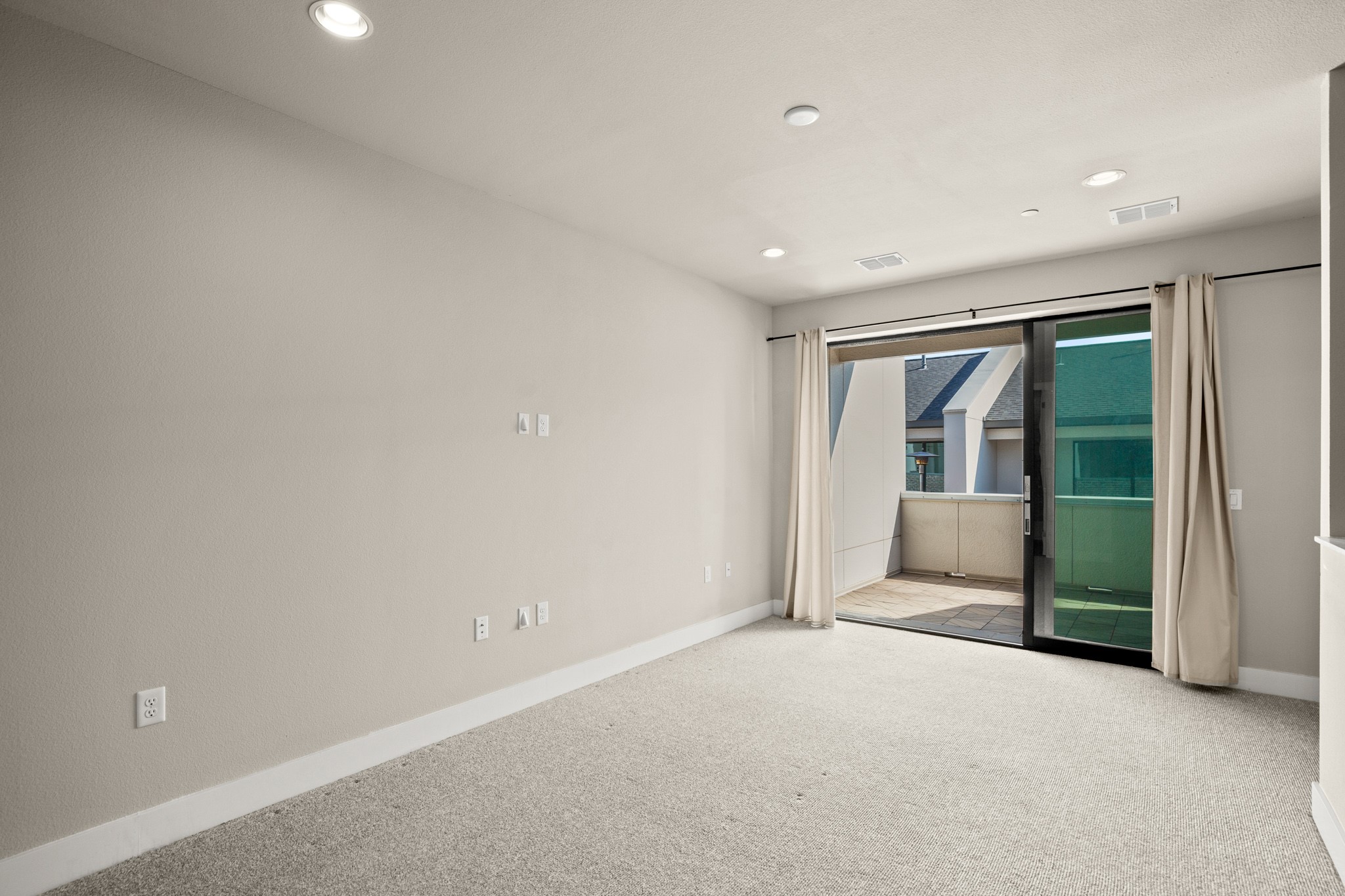 1308 Tinnin Ford Road, Unit 14 Austin, TX 78741 - Photo 10 of 19
