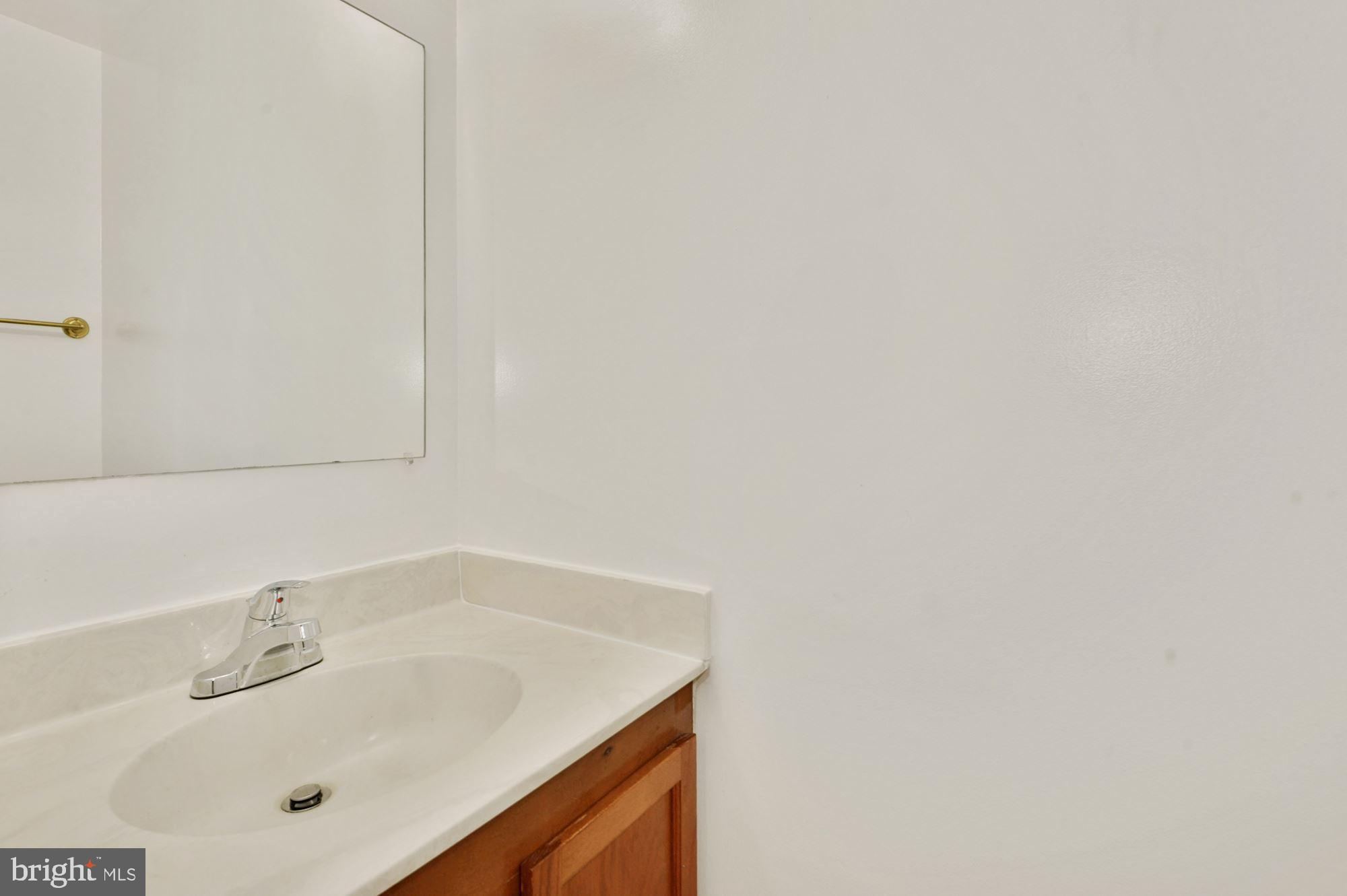 11951 Sentinel Point Court Reston, VA 20191 - Photo 19 of 42