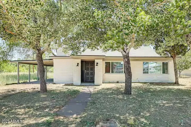 $350,000 | 2723 Towell Street, Overgaard, AZ 85933