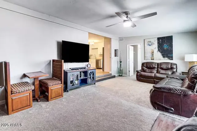 $350,000 | 2723 Towell Street, Overgaard, AZ 85933