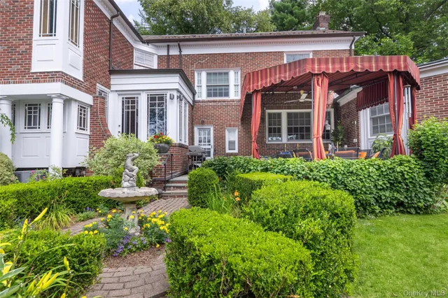 $1,875,000 | 9 Oxford Road, White Plains, NY 10605