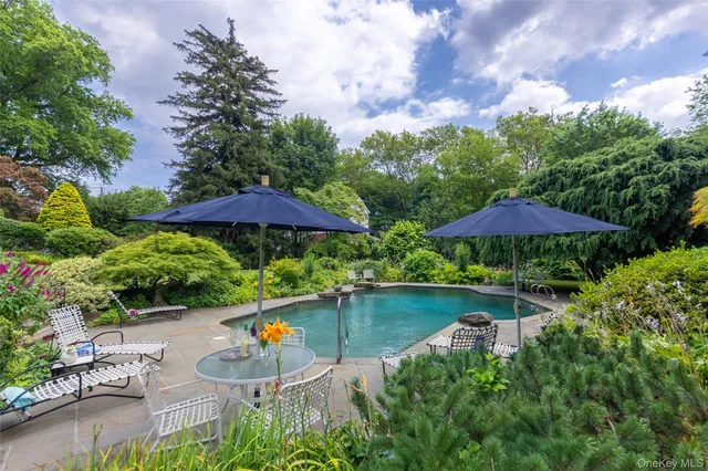 $1,875,000 | 9 Oxford Road, White Plains, NY 10605