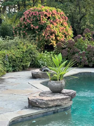 $1,875,000 | 9 Oxford Road, White Plains, NY 10605