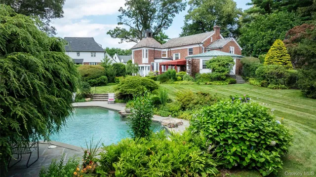 $1,875,000 | 9 Oxford Road, White Plains, NY 10605