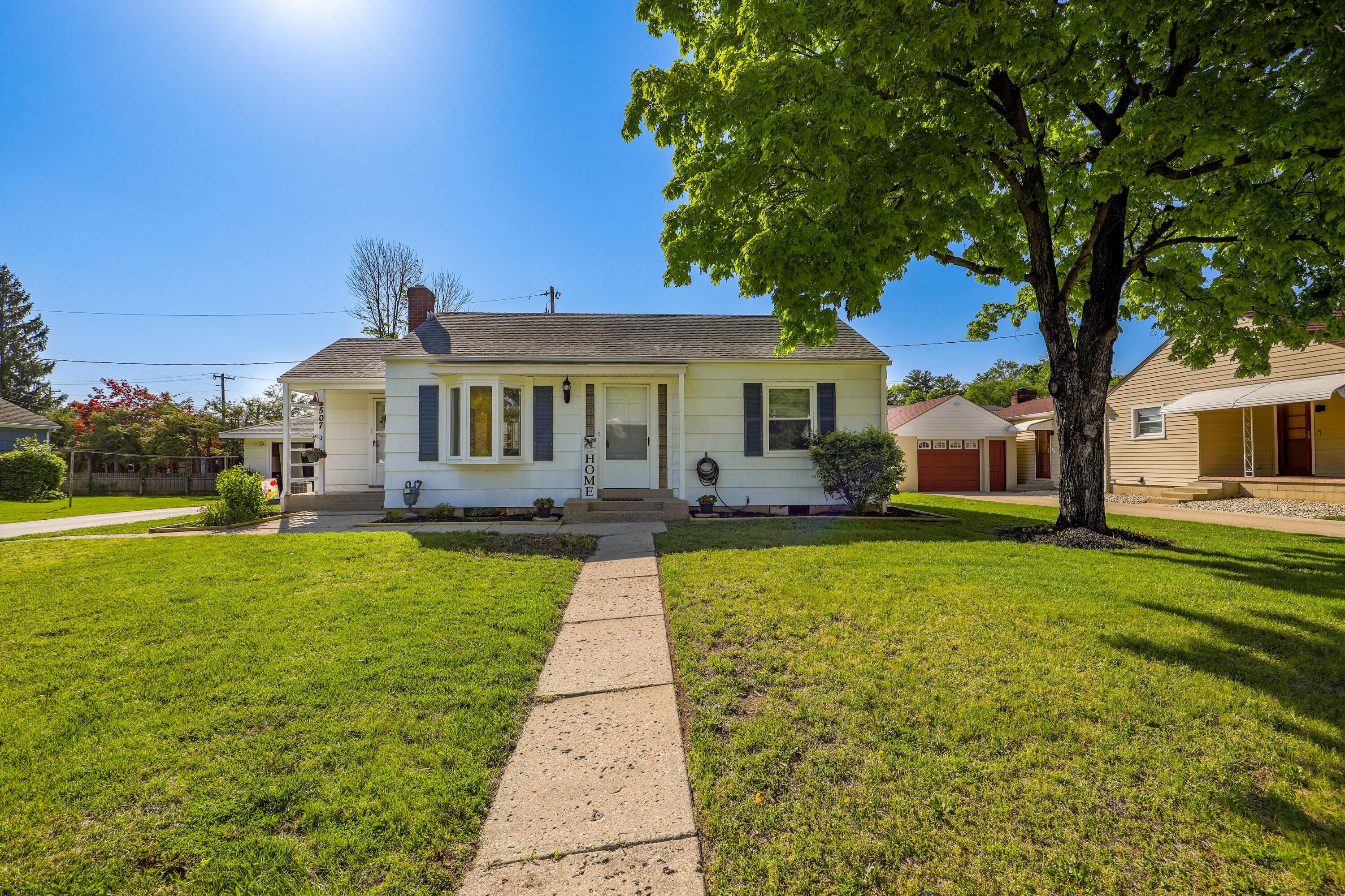 507 Springhollow Road Circleville, OH 43113 - Photo 2 of 30 162A0855-HDR