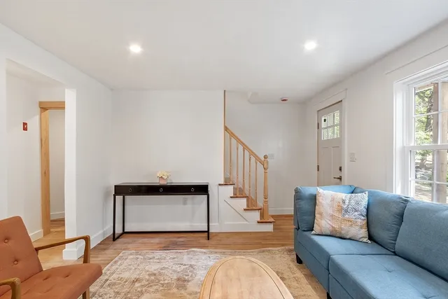 $679,900 | 18 Sargent Road, Bolton, MA 01740